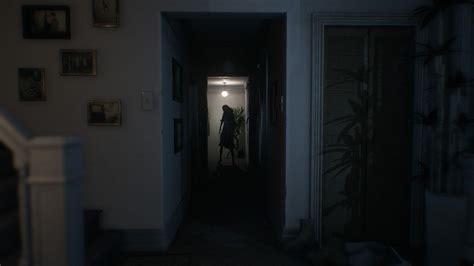 Visage: Unraveling Psychological Horror Within Abandoned Walls!